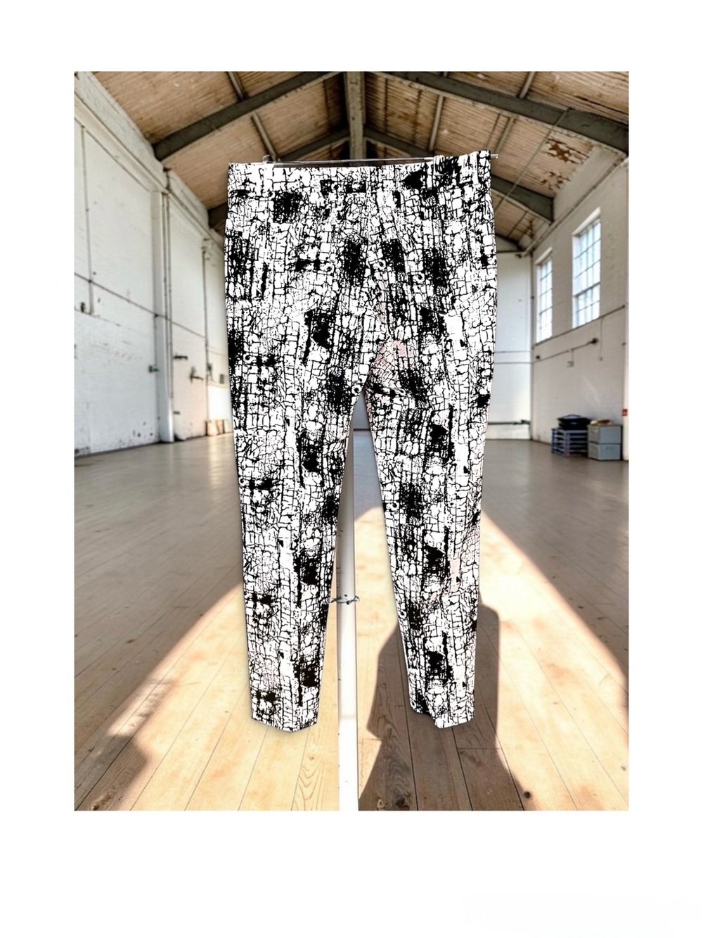 EUC L.A.M.B. RARE Black and White Pants with Black Edgy Graphics- 8 - Picture 2 of 8